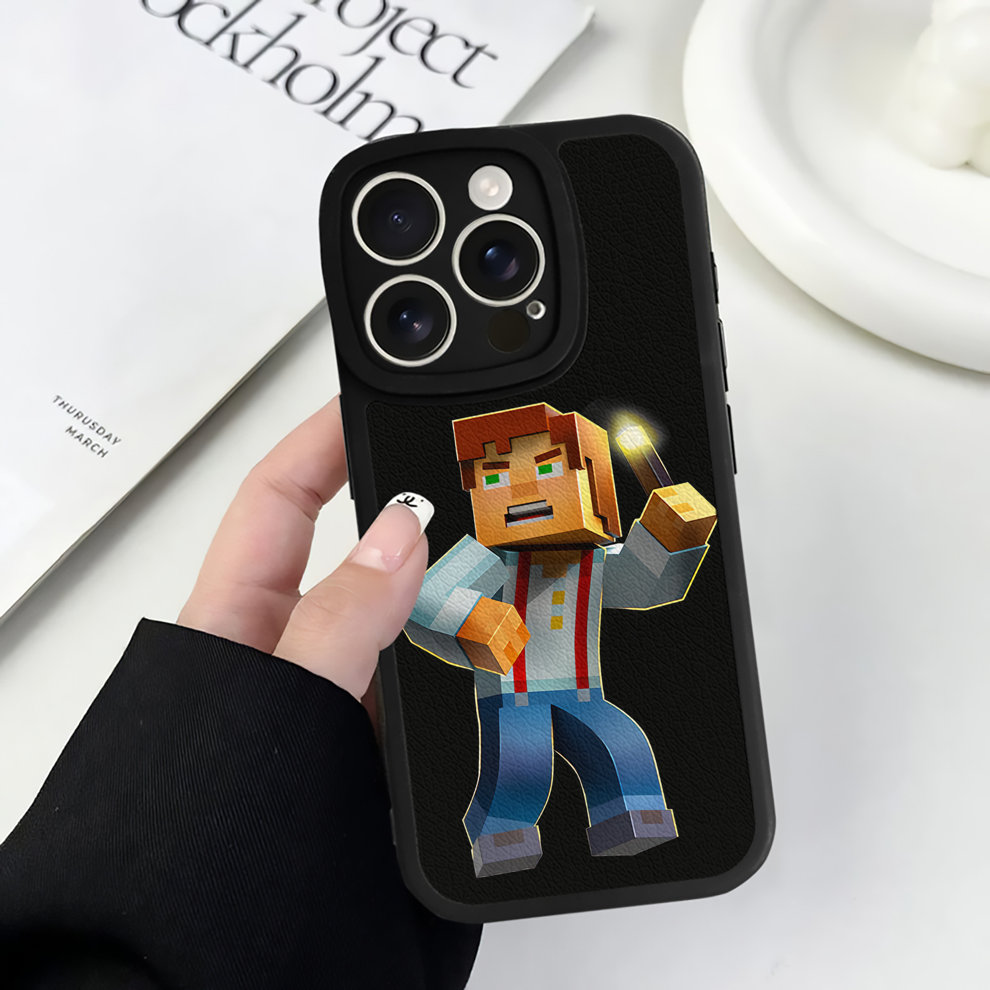 （画像用） マインクラフト ブロックの世界 Minecraft MC Block world 【iPhone 16シリーズ対応】シリコンスマホケース（レザー調） 材質：シリコン